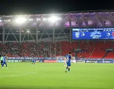 亚博在线入口 -风云突变武汉三镇国际比赛日完成体检;全明星赛版图或变;话题不断;心理建设被强调(武汉三镇新赛季球衣)